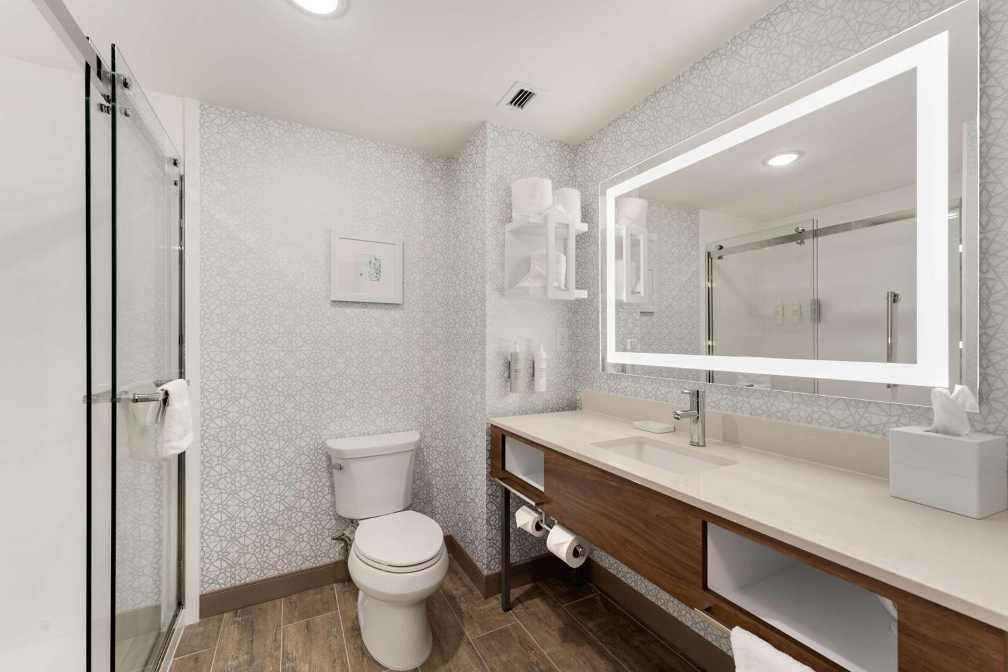 Hampton Inn Милфорд Екстериор снимка